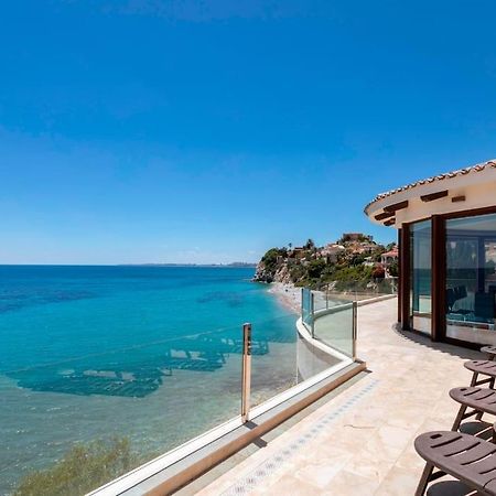 Villa Irene: Beachfront Luxury with Sea Views and Private Pool Alicante Exterior photo