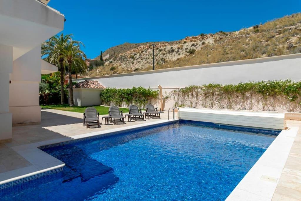 Villa Irene: Beachfront Luxury with Sea Views and Private Pool Alicante Exterior photo