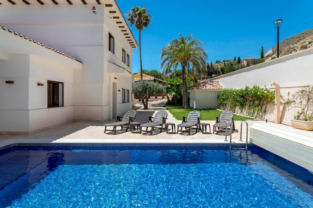 Villa Irene: Beachfront Luxury with Sea Views and Private Pool Alicante Exterior photo