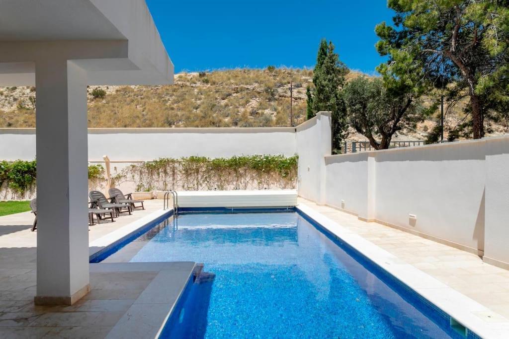 Villa Irene: Beachfront Luxury with Sea Views and Private Pool Alicante Exterior photo